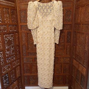 Lace Beaded Puffsleeve vintage Wedding Gown Sz 10